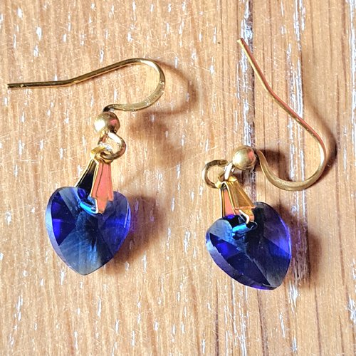 Boucles d'oreilles acier doré et cœur cristal