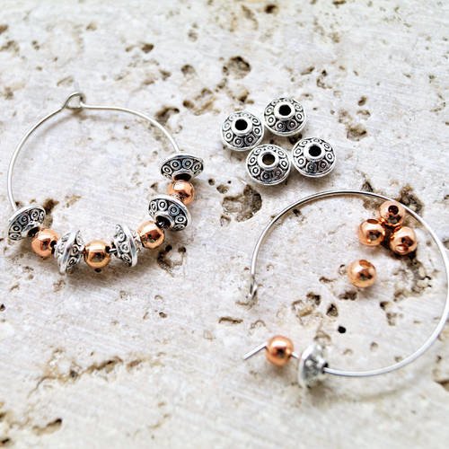 Kit paire supports boucle d'oreilles créoles argenté gun, perles intercalaires ovales et rondes dorées rose, 18*19 mm