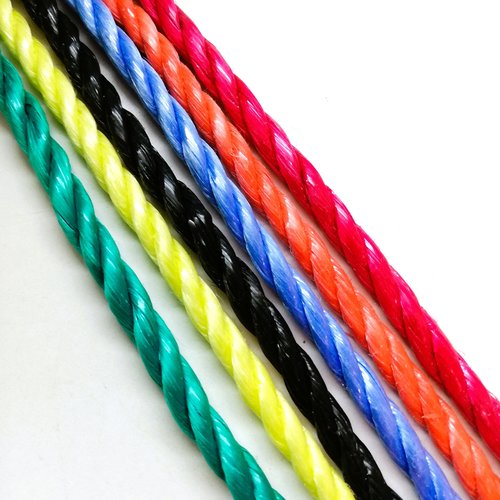 Corde nylon 3 brins 6 mm x 2 mètres