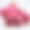 Kit de 10 perles polygones en bois naturel, peints rose et rose bordures blanches, 20 mm