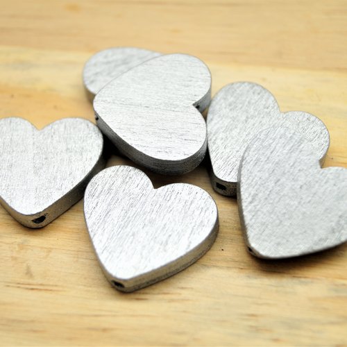 Des perles en bois à adopter