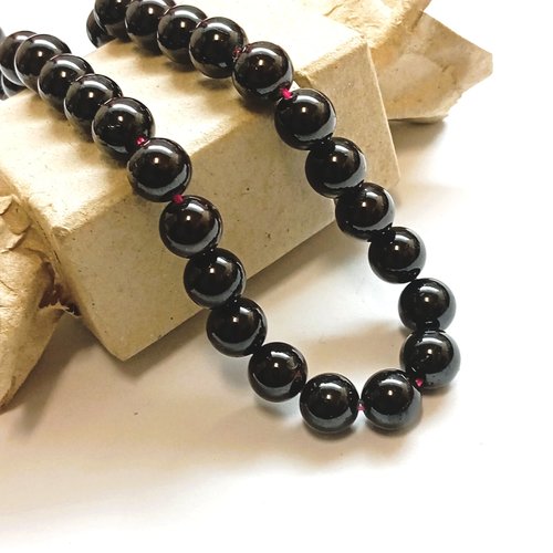 Perles grenat naturel rouge profond 8mm