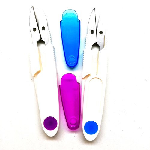 Coupe fil pour broderie, couture et bricolage 117*19*9 mm