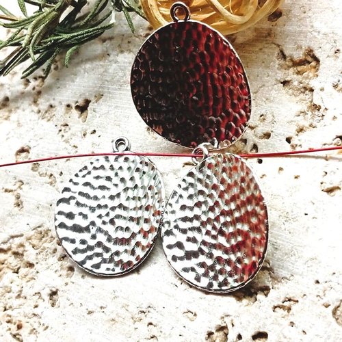 Sequin martelé en pendentif 30*26 mm par 2