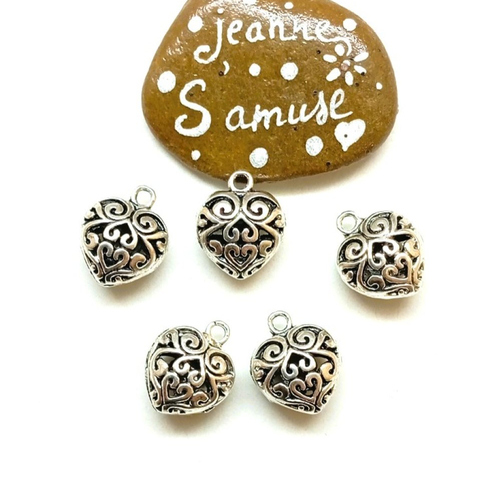Breloques cœurs gravés argenté vieilli 16*13 mm par 2