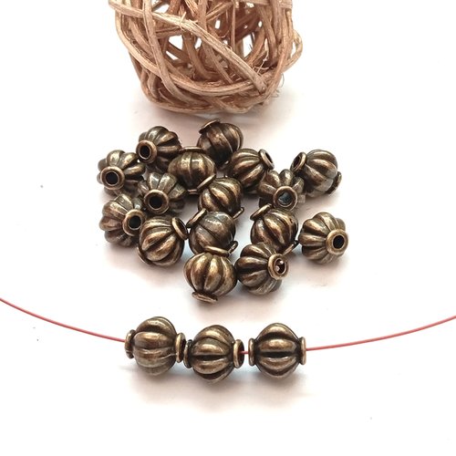 Perles lanternes en métal bronze antique 8mm