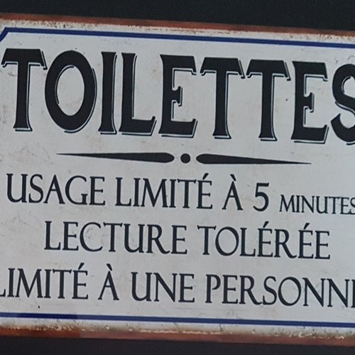 Plaque métal vintage toilettes lecture