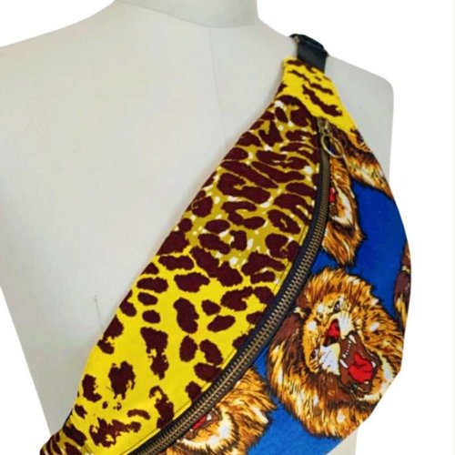 Sac banane en wax lion et leopard