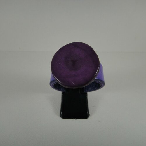 Bague en cuir violet avec bouton pression de 20mm (pour tour de doigt 7.5cm)