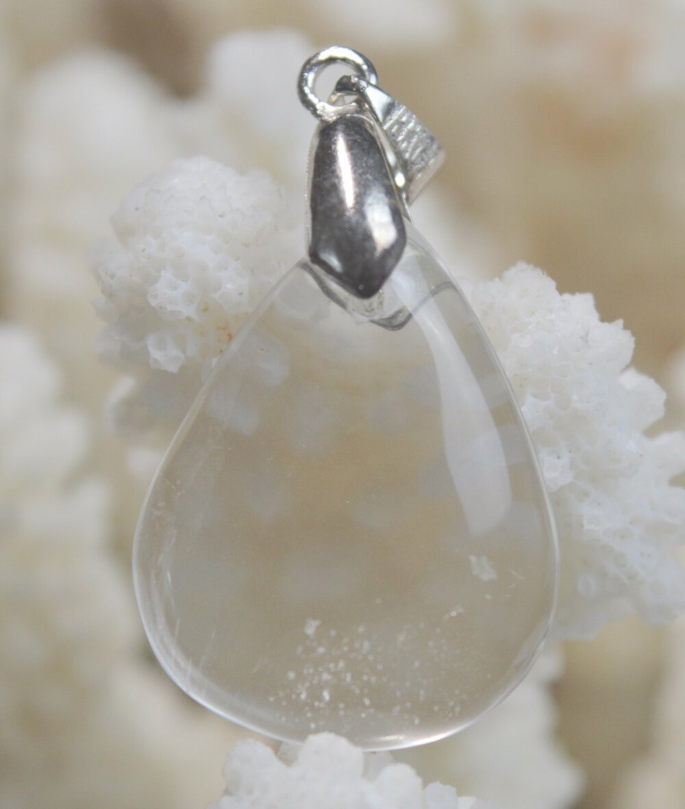 PENDENTIF CRISTAL DE ROCHE QUARTZ