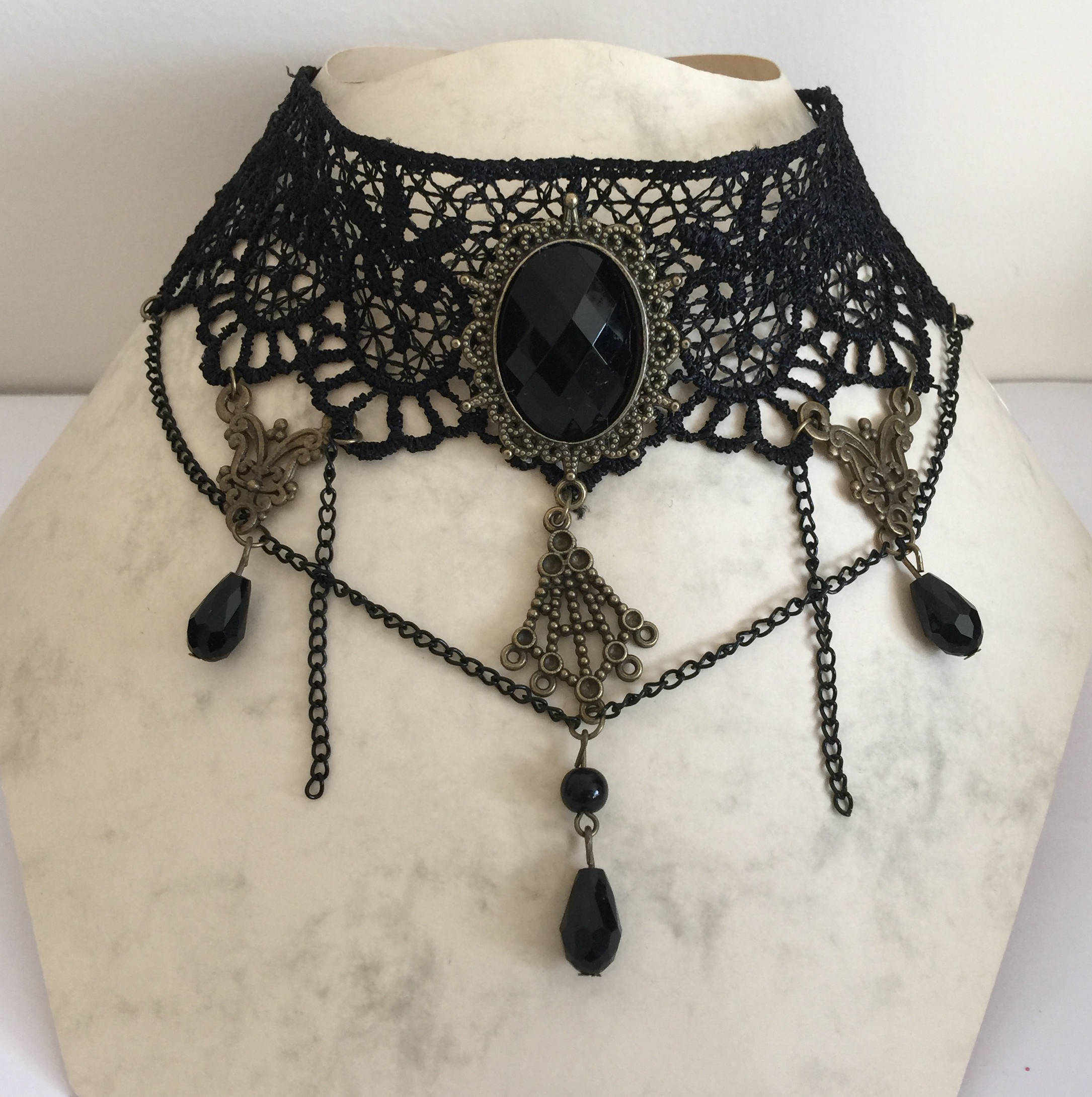 collier ras de cou gothique collier ras de cou gothique