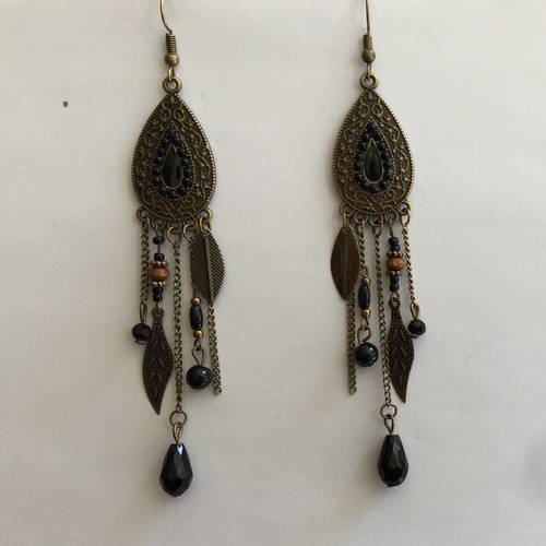 Boucles d'oreilles, boucles ethniques, earrings, ethnic earrings, joce150652creaconcep, support oval, perles, feuilles, métal bronze