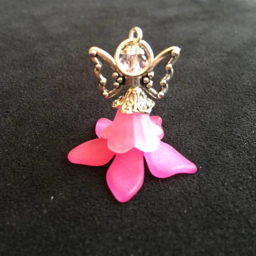 Pendentif ange rose, pendentif breloque, angel pendant, pendentif bijou, bijou de sac, porte-clés, 4 cm