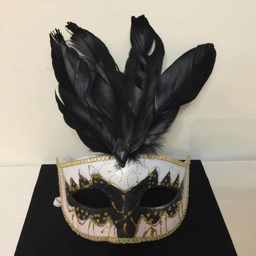 Masque venitien carnaval blanc noir dore strass plumes