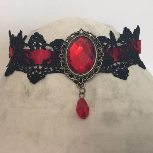 Ras de cou, ras de cou gothique, choker, gothic choker, joce150652creaconcep, ras de cou burlesque, ras de cou dentelle, collier gothique