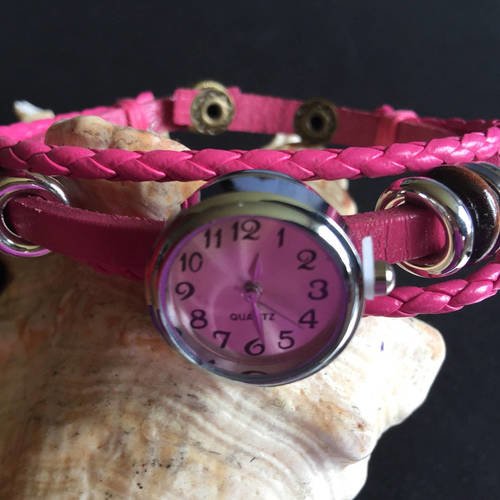 Bracelet-montre mode règlable cuir fuchsia 3 rangs perles bouton pression 5,5 mm montre rose