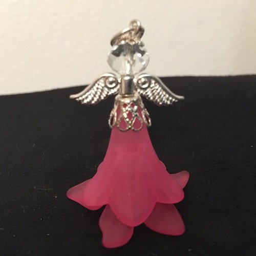 Pendentif ange fuchsia, pendentif breloque, angel pendant, pendentif bijou, bijou de sac, porte-clés, 4 c