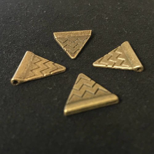 4 intercalaires connecteurs triangle filigranés métal bronze