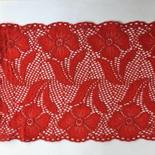 Dentelle de calais ancienne de haute qualité  motif floral rouge coquelicot 15 cm