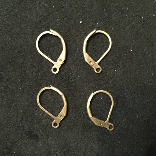 4 supports boucles d'oreilles dormeuses métal bronze 1,5 x 1 cm