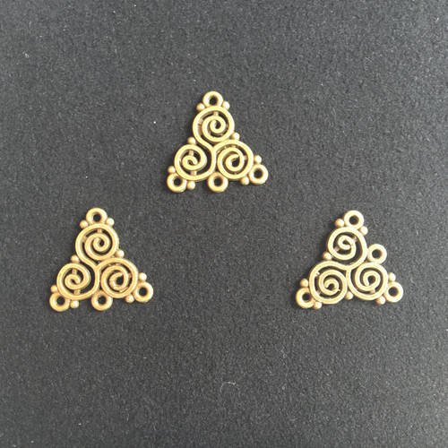 3 connecteurs triangulaires filigranés trois anneaux métal bronze