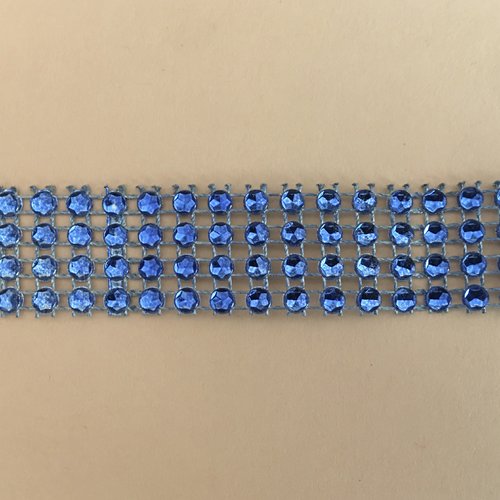 Ruban 4 rangs strass bleu, 99 cm