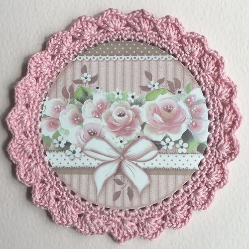 Image crochetée, fleurs, roses, ruban, coton rose
