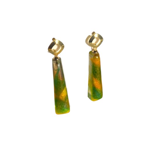 Boucles d’oreilles éclat de nature – pendants rectangles vert orange irisé – bijou fait main