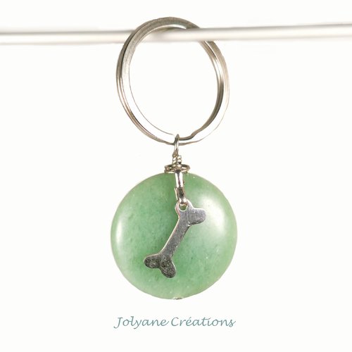 Porte clés en aventurine verte et petite breloque en forme d'os en acier inox pour votre animal de compagnie ou bijou de sac