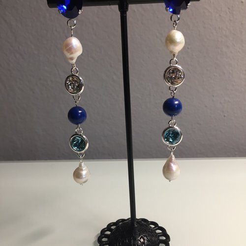 Boucles d'oreilles cristaux bleus et perles d'eau douce