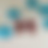 2 estampes feuilles rouge 26x13 mm