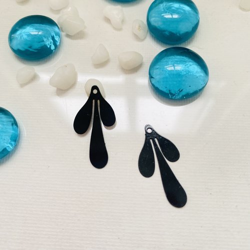 2 estampes feuilles noires  26x13 mm