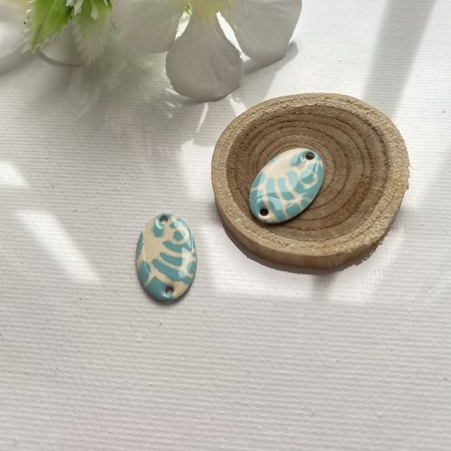 2 sequins connecteurs émaillés ivoire et turquoise clair 18x10 mm