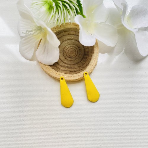2 pendentifs goutte émaillées 20x8 mm jaune 2 faces