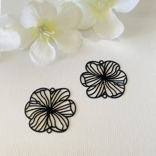 2 estampes fleurs connecteurs laquées noires 22x25 mm