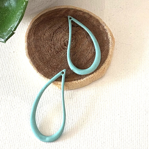 2 pendentifs gouttes émaillées turquoise clair 2 faces