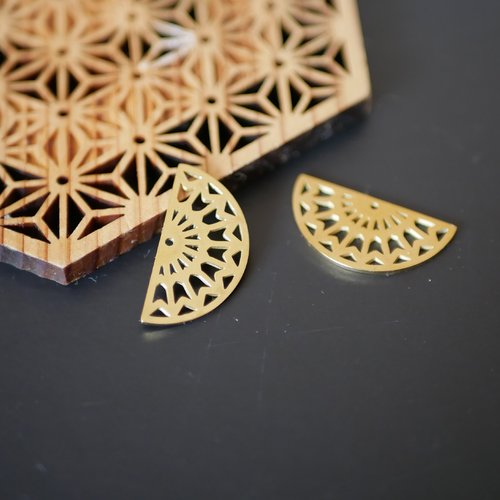 X2 pendentif sequin demi cercle acier inoxydable doré 13x25mm