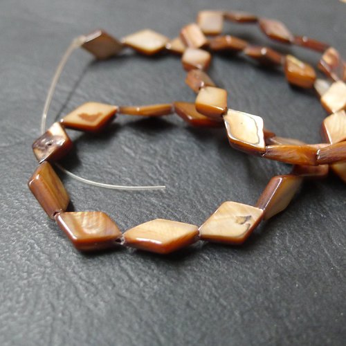 10 perles losanges coquillages marron heishi 7x11mm