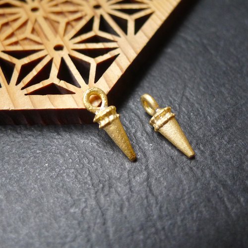 X2 breloque pointe navette, doré mat, 4x13mm