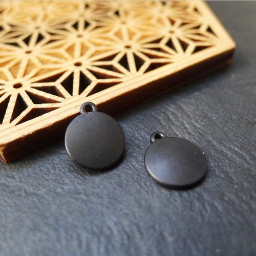 X2 pendentif sequin rond noir 10x12mm