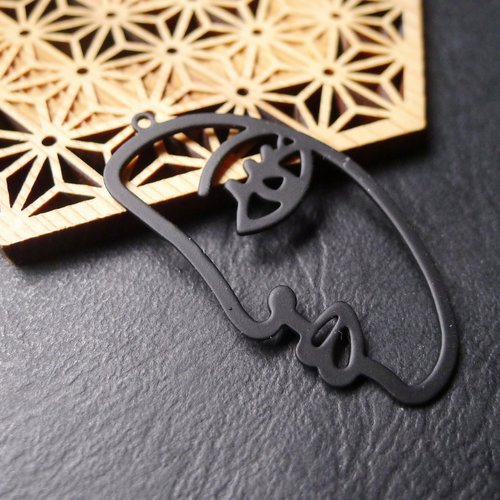 Pendentif ovale noir mat visage 25x45mm