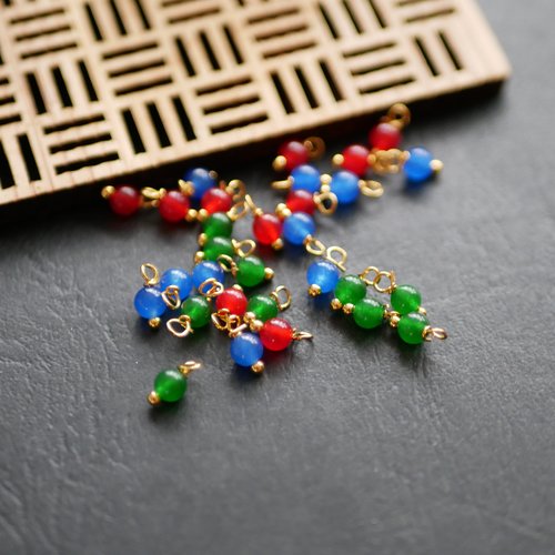 X30 perles rondes pierres jade rouge vert bleu - doré 4x8mm breloques