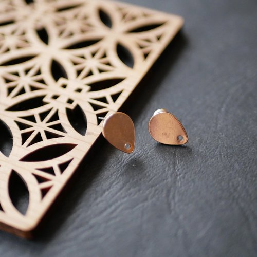 2 attaches de boucles d'oreilles support puce doré plateau goutte 9x13mm