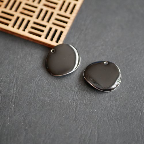 X2 breloque sequin rond, émail noir et argenté, 20x22mm