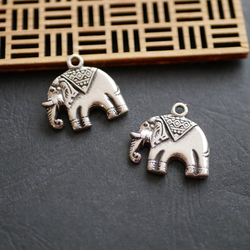 X2 pendentif éléphant argenté ethnique 26mm