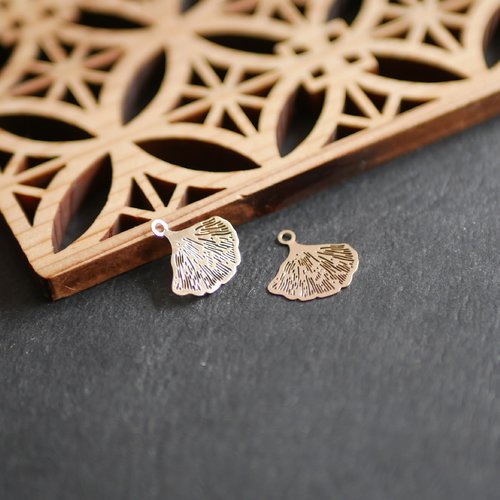 2 breloques pendentifs bohèmes feuille de ginkgo doré 11x12mm