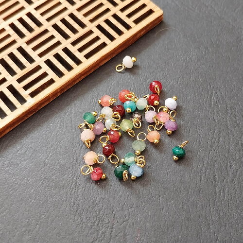 Petites perles de jade multicolore à facettes, breloques grelots doré, cloche zen, clochette pour chapelet multicolore, 4x8mm, 20 perles