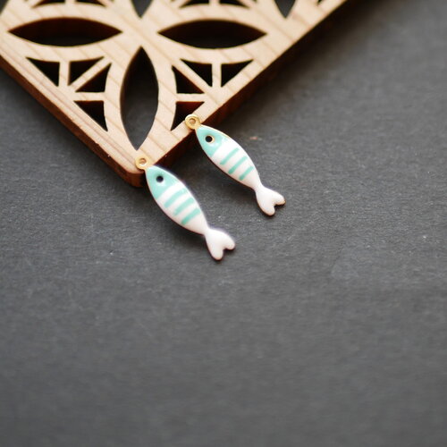 X2 breloque poisson sardine en émail et acier inoxydable 304 doré. pendentif animal marin. 18,5 mm