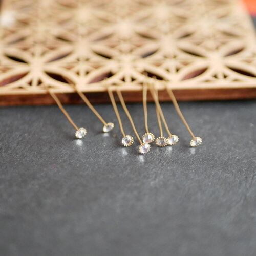 10 tiges doré à tête plate en strass transparent, 0,6 x 30mm, pour le montage de perles pour bijoux fantaisie.