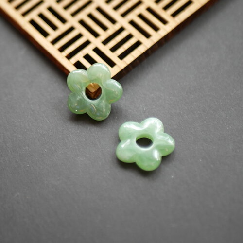 2 perles en acrylique vert jade en forme de fleur, perles pour créoles, petite perle anneau fleur vert, 18mm